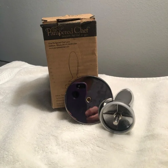 Pampered Chef Meat Tenderizer - Picture 4 of 4